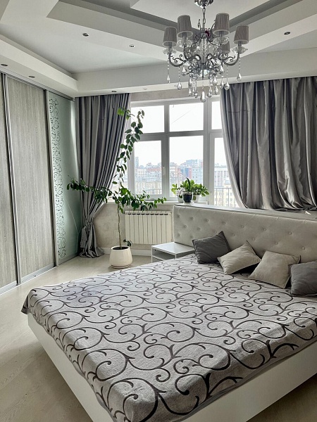 2-к квартира, 74 кв.м.