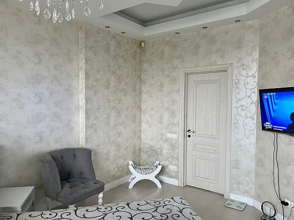 2-к квартира, 74 кв.м.