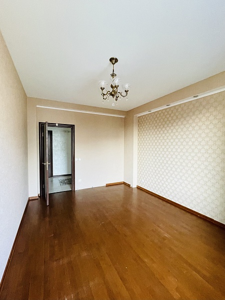 4-к квартира, 121 кв.м.