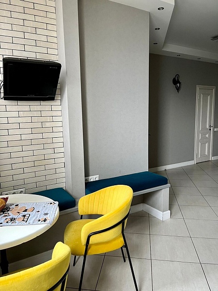2-к квартира, 74 кв.м.